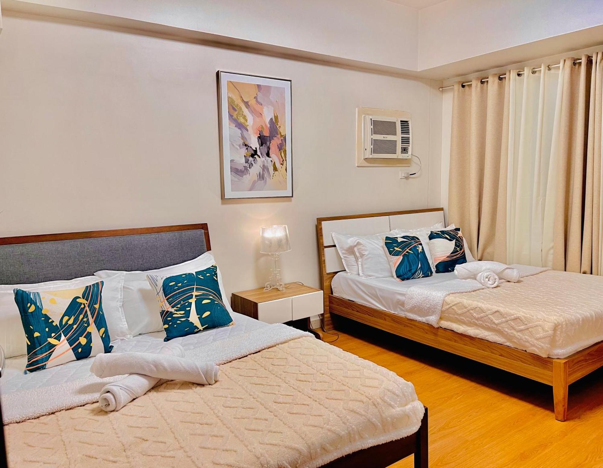 8 Adriatico Staycation マニラ市 エクステリア 写真